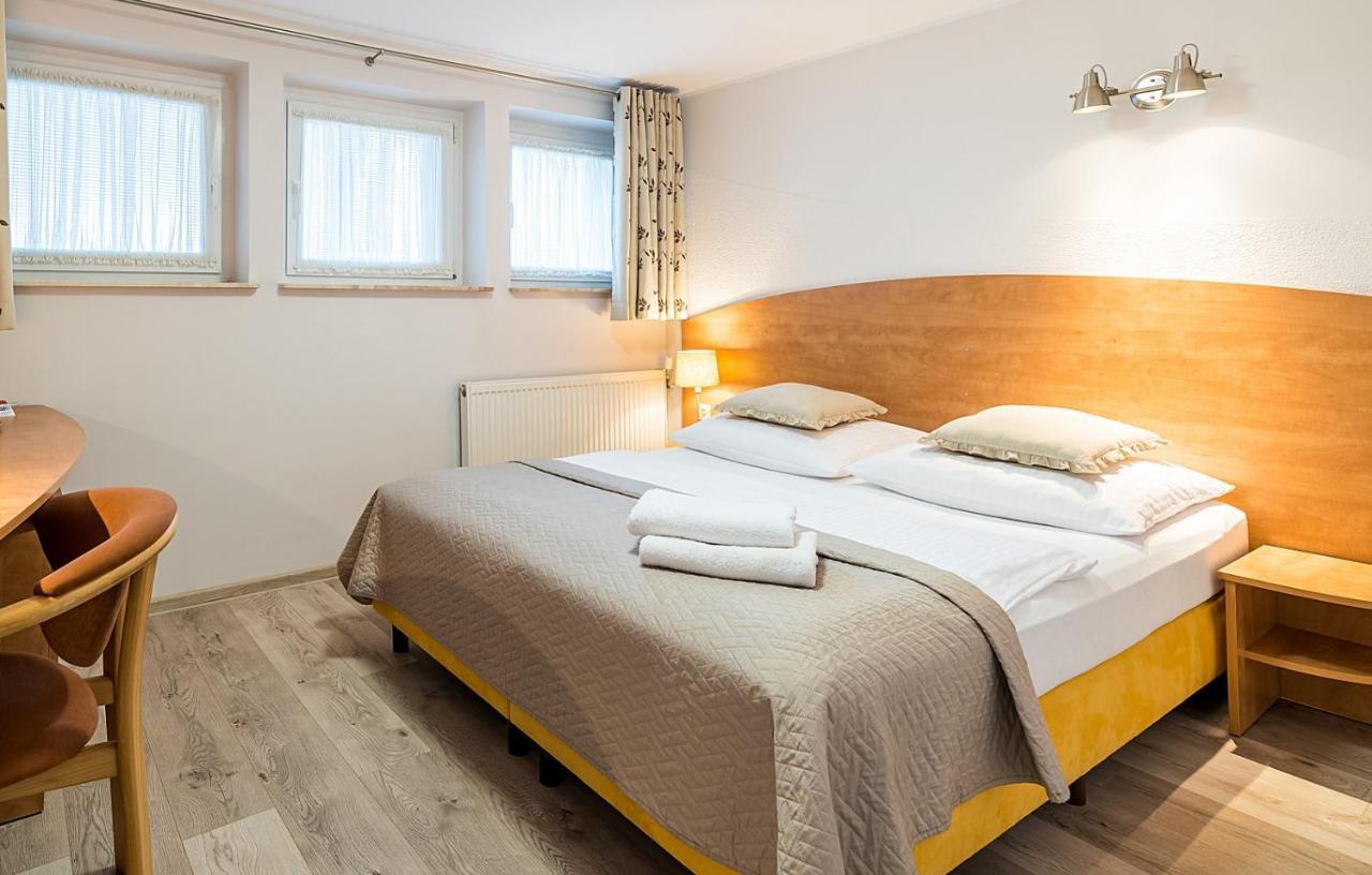 E-Stay Noclegi W Bydgoszczy Exteriör bild